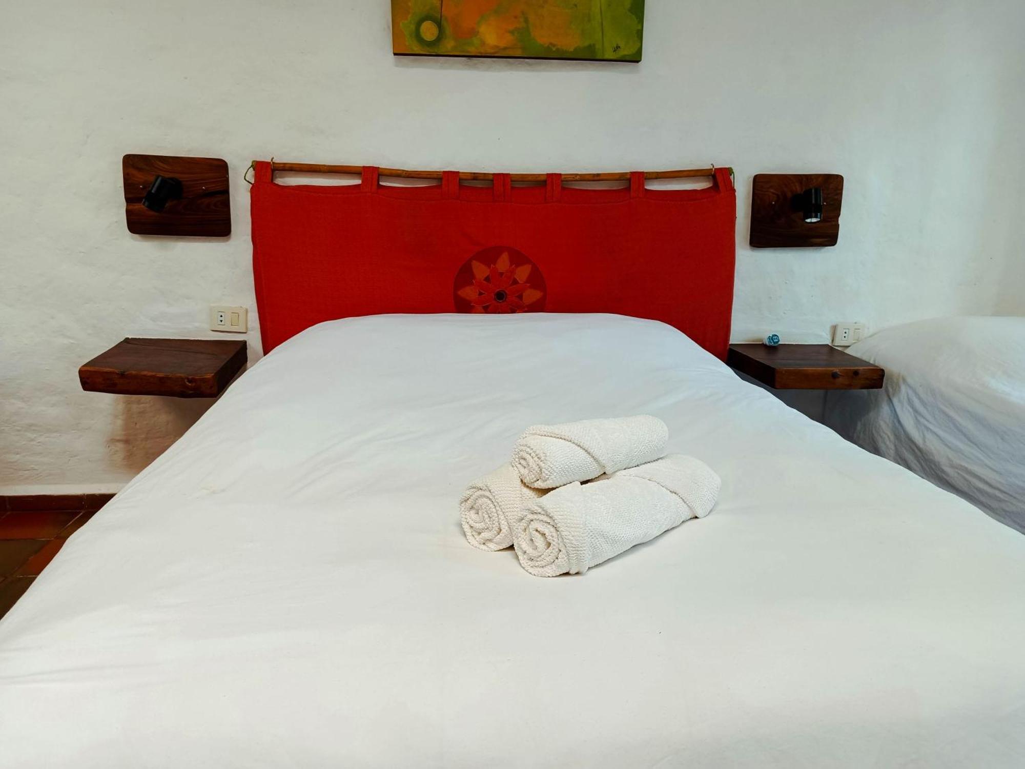 Yvy Casa Hotel Samaipata Exterior photo
